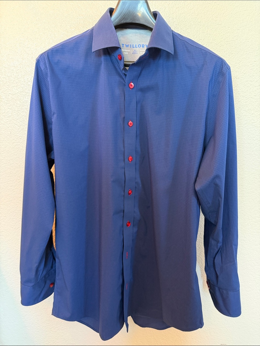 Twillory Men’s Blue Dress Shirt with Contrast Buttons